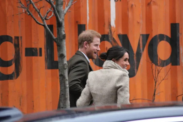 Meghan Markle Prince Harry, Londen, Verenigd Koninkrijk. 9 januari, 2018. Prins Harry en Meghan Markle bezoek Reprezent radio op pop Brixton om te zien werk wordt gedaan ter bestrijding van mes misdaad voorraad, foto, foto, beeld, foto, druk, — Stockfoto