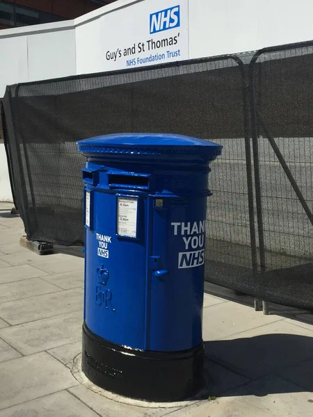 Londres Reino Unido 2020 Blue Thank You Nhs Postbox Thomas — Foto de Stock