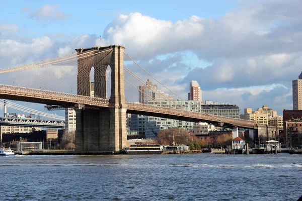 New York Usa 2019 Brooklyn Bridge New York Manhattan Skyscrapers — стоковое фото
