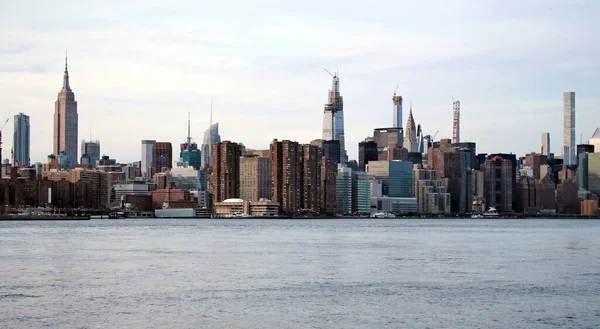 New York Usa 2019 Williamsburgbron New York Manhattan Skyskrapor Bakom — Stockfoto