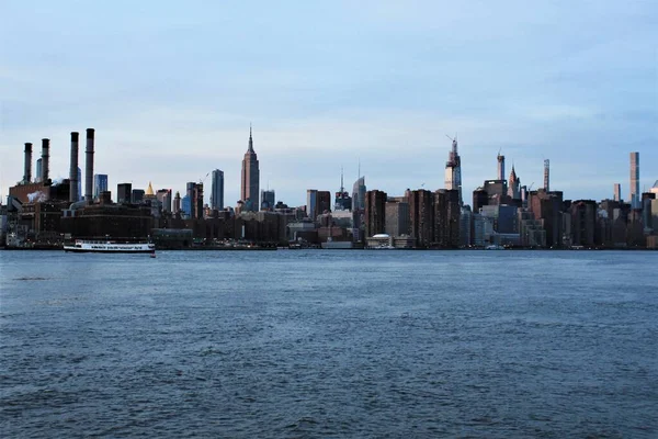 New York Usa 2019 Williamsburg Bridge New York Manhattan Wolkenkratzer — Stockfoto