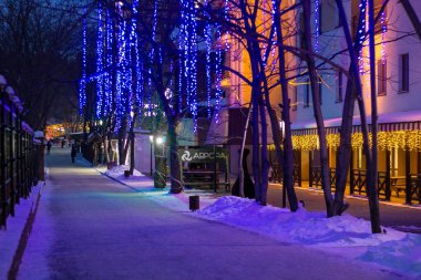 Yeni yıldan önce şehir