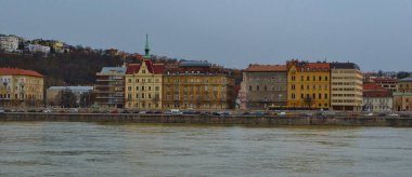 Budapeşte 'deki Tuna seti üzerine mimari
