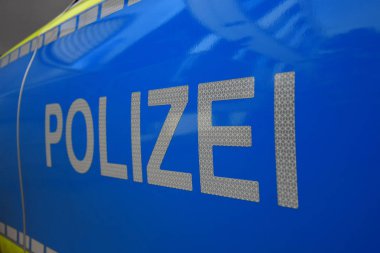 Bir Alman polis arabasında 