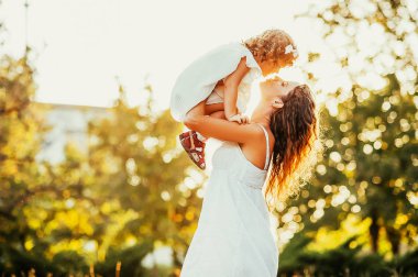 Parktaki güzel aile