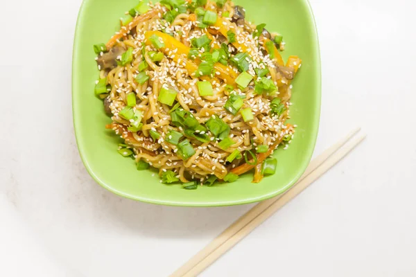 Asian noodles with vegetables