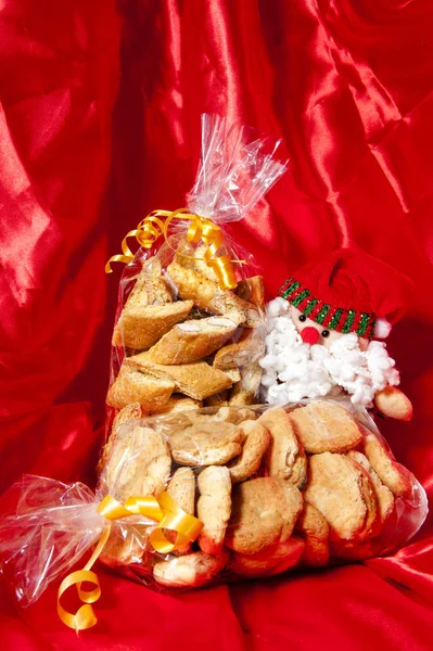 Gift box of Italian home made biscuits — Stock Photo, Image