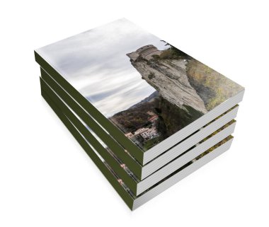 kitap bir ortaçağ kalesi