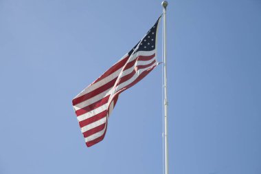 Amerikan bayrağı havada flapping