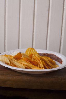 Patates cipsi ve Dips