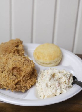 kızarmış tavuk yemek