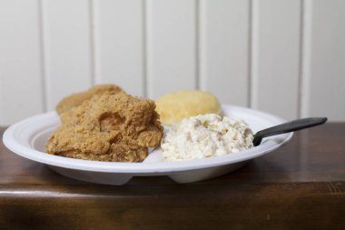 kızarmış tavuk yemek