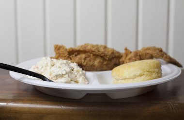 kızarmış tavuk yemek