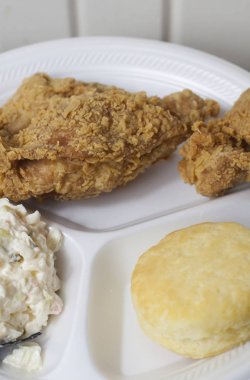 kızarmış tavuk yemek