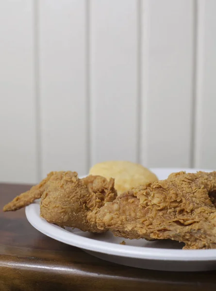 Smażony kurczak posiłek — Zdjęcie stockowe