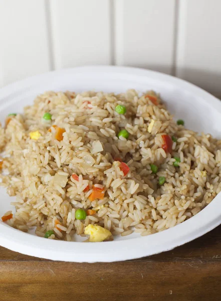 Asya kızarmış pilav