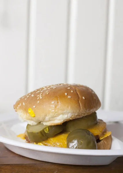 Großer Veggie-Burger — Stockfoto