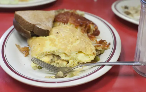 Büyük kahvaltı tabağı