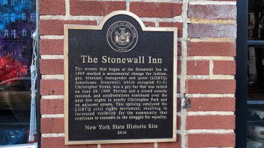 Stonewall Inn marker clipart