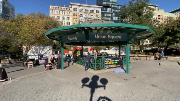 New York Usa Mei 2020 Van Dichtbij Uitzicht Metroingang Union — Stockvideo