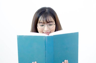 Beyaz arkaplan kullanan insanlar.