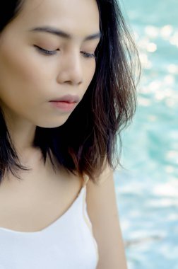 Beyaz arkaplan kullanan insanlar.