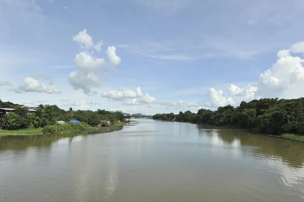 The view point in The Bridge of the River Kwai kanjanaburi — Stock Photo, Image