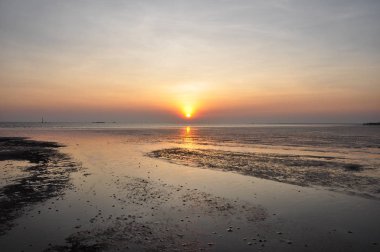 Denizde alacakaranlık