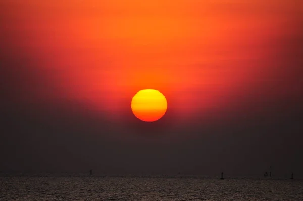 Dämmerung im Meer — Stockfoto