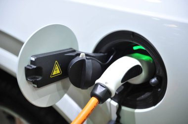 hybrid motor otomotiv şarj