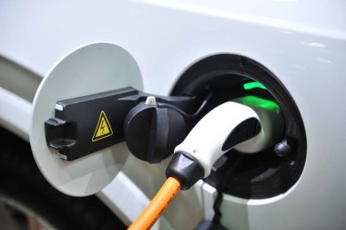 hybrid motor otomotiv şarj