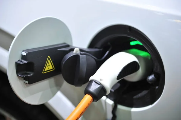 hybrid motor otomotiv şarj