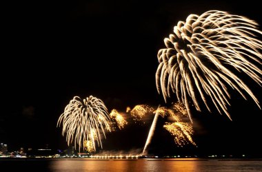 Pattaya-Tayland 24-25 Pattaya Uluslararası Havai fişek Festivali 2019 Pattaya sahilinde 24-25 Mayıs 2019 Pattaya, Tayland 