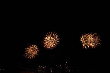 Pattaya-Tayland Kasım 29-30 Pattaya Uluslararası Havai fişek Festivali 2019 Pattaya plajında 29-30 Kasım tarihleri arasında Tayland 'ın başkenti Pattaya' da 