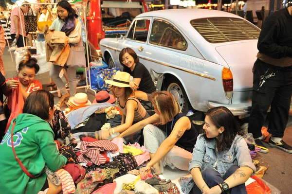Bangkok Thailand January Retro Market Thailand Unian Mall Ladprow Tourist — Stock Photo, Image