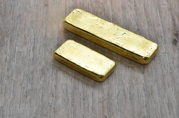 Goldbarren Holz Hintergrund — Stockfoto