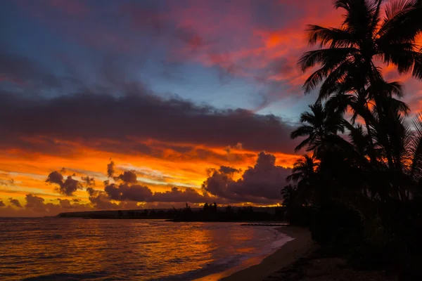 Hermosa Playa Salida Del Sol Orilla Norte Oahu Hawaii — Foto de Stock