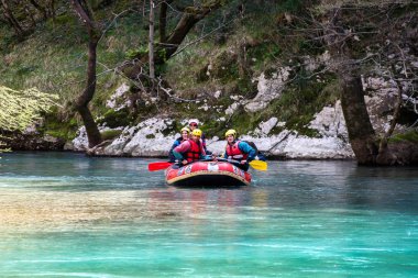 Mart 27th 2011 Konitsa, Yunanistan - Voidomatis nehir, Epirus, Yunanistan'ın Rafting.