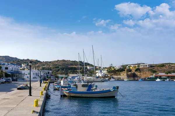 Krásný Malý Rybářské Lodě Přístavu Lipsi Ostrov Dodecanese Řecko — Stock fotografie