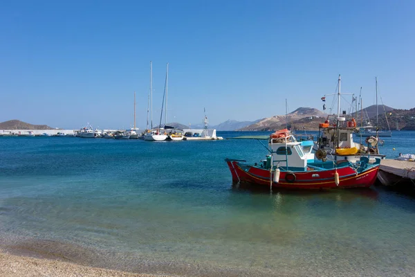 24th Ağustos 2017 - Leros Adası, Oniki Ada, Yunanistan - Leros küçük liman Panteli köyde
