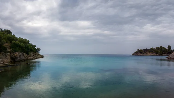 Prachtige Landschap Door Zee Onder Een Bewolkte Hemel Sithonia Chalkidiki — Stockfoto