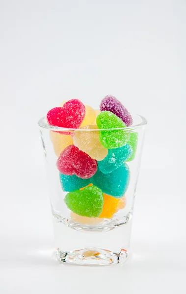 Frutas de geleia de mistura coloridas no fundo branco — Fotografia de Stock
