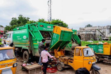 Şehir Çöp Toplama Kamyonu Atık Yönetim Etkinliği