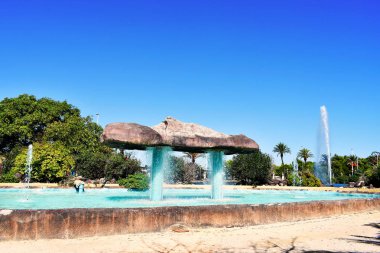 Torrevieja 'daki Uluslar Parkı Bahçesi. Alicante, Costa Blanca 'da. İspanya Avrupa. 25 Eylül 2019