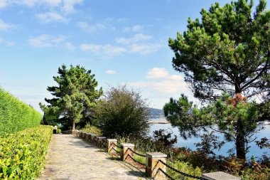 Sacido plajına giden yol, Viveiro, Lugo, Galiçya. İspanya. Avrupa. Ekim 05, 2019