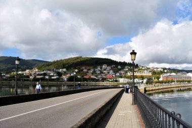 Viveiro, Lugo, Galiçya 'daki Mercy Köprüsü. İspanya. Avrupa. 1 Ekim 2019