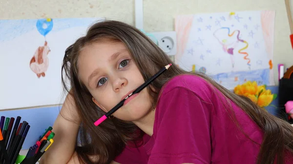 Menina Preguiçosa Indulges Não Quer Aprender Lições Casa Nada Para — Fotografia de Stock