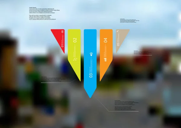 Illustration modèle infographique avec triangle divisé verticalement en cinq parties de couleur autonomes — Image vectorielle