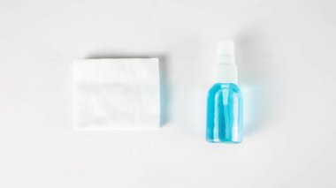 Alkol bazlı el dezenfektanları bazı durumlarda eldeki mikrop sayısını hızla azaltabilir, ama sterilizatörler her türlü mikrobu ortadan kaldırmaz..