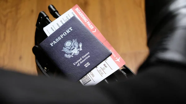 Pasaporte y tarjeta de embarque de los Estados Unidos — Foto de Stock